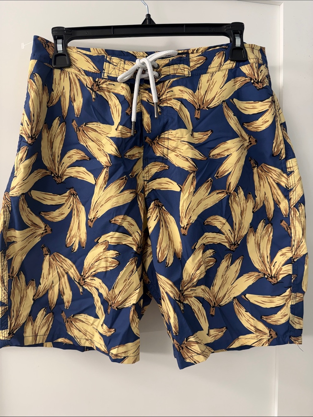 Abercrombie & Fitch Men's Blue Banana-Print Swim Shorts